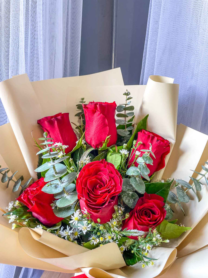 Vivid Velvet Bouquet - FlowerRushPH